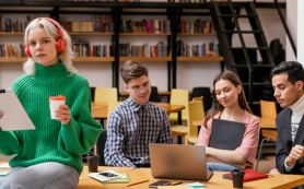 Стало известно, на какую пенсию могут рассчитывать зумеры в старости